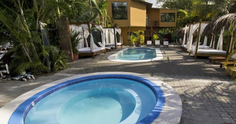 Copacabana Hotel And Suites (Adults Only) Jacó Extérieur photo