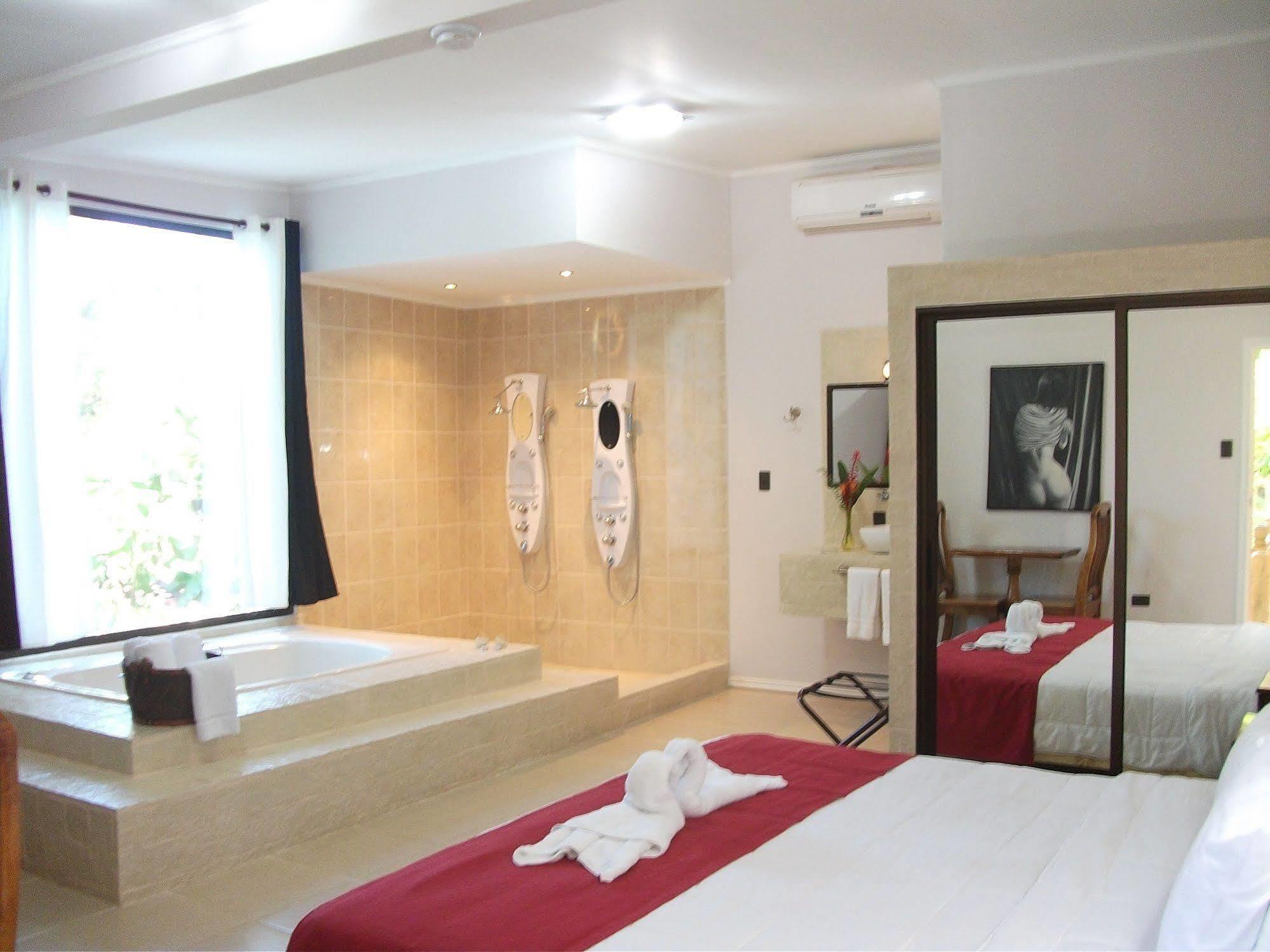 Copacabana Hotel And Suites (Adults Only) Jacó Extérieur photo